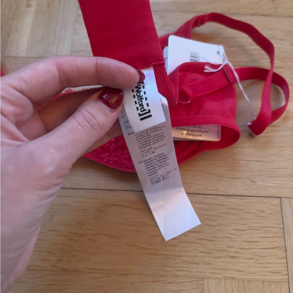 NWT Wolford Alara red rose floral bra - Picture 2 of 7